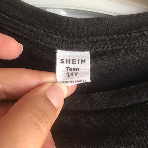 Black Anime Graphic Kids T-Shirt - Picture 5 of 6